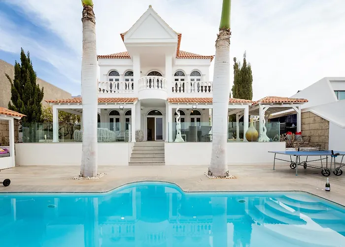 Villa Ocean Palm, Heated Pool! Costa Adeje (Tenerife)