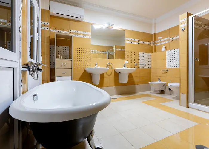 Ocean Palm, Heated Pool! וילה אדחה