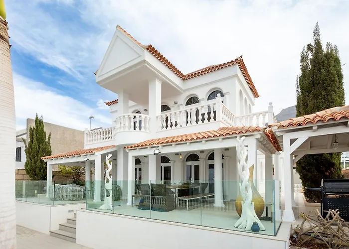 Ocean Palm, Heated Pool! וילה אדחה